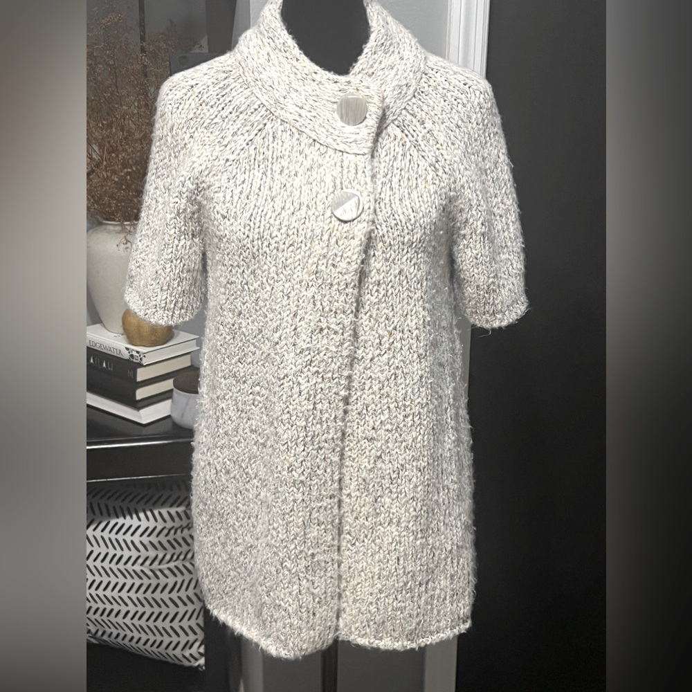 Ann Taylor Loft Short Sleeve Button Cardigan Women’s Open Sweater Size Medium